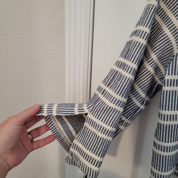 ANTHROPOLOGIE Post Mark Trendsetter striped Size M 3/4 sleeves knit Shirt - Picture 2 of 5